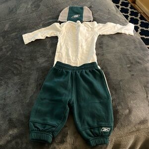 NFL Reebok Philadelphia Eagles Babies 6-9 Months Outfit